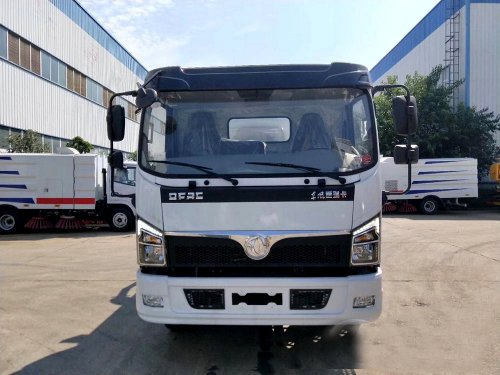 國六8方東風(fēng)D7 吸污車